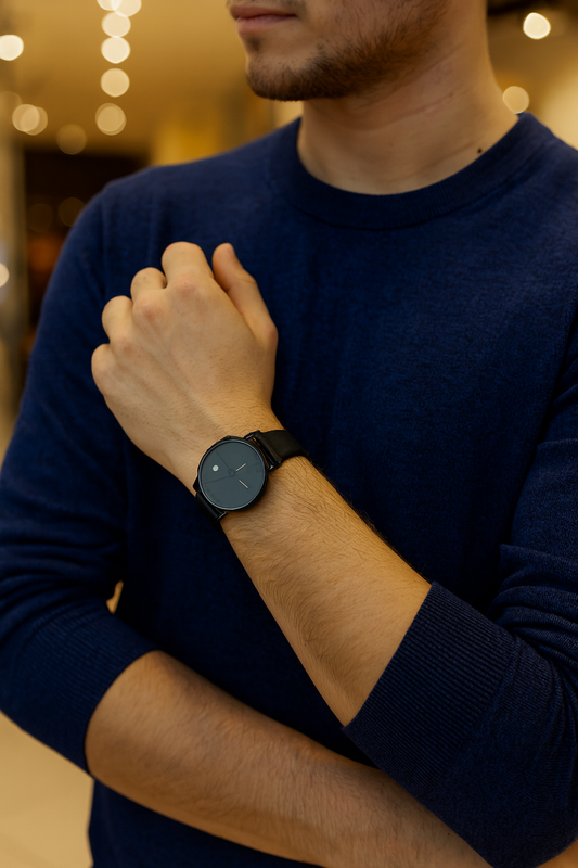 Reloj_Estilo, Resistencia y Tecnología en tu Muñeca